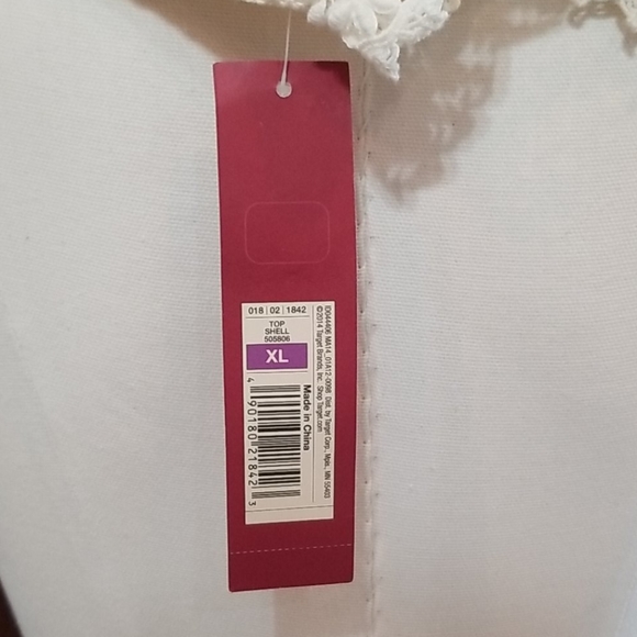 Lace Blouse - Picture 4 of 8